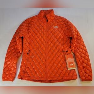The North Face Womens Medium Thermoball Puffer Jacket Coat Spicy Orange Sample